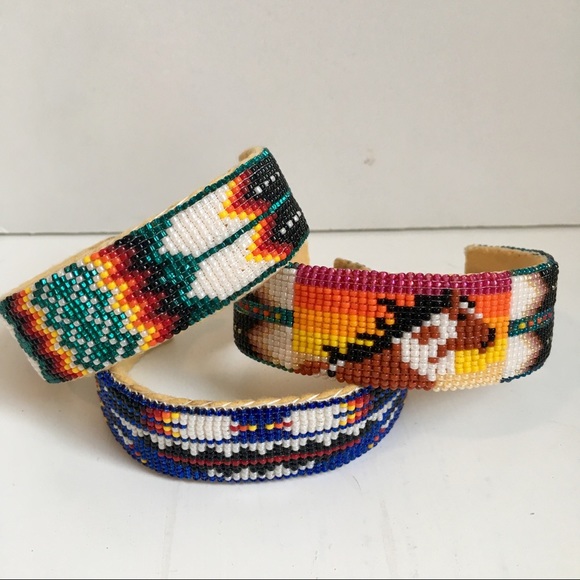 Native American Artist Beaded Bracelet BLUE Print - Picture 8 of 8